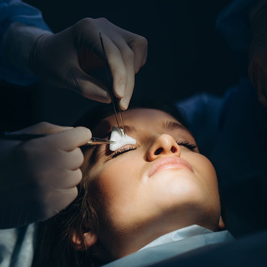 Selecting the Right Surgeon for Your Eyelid Surgery